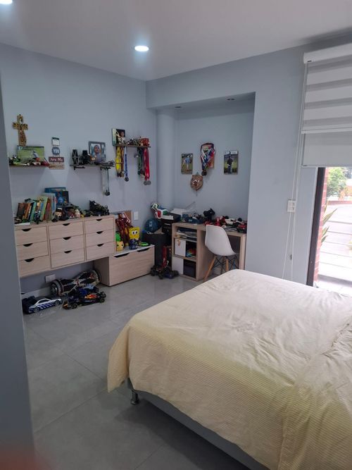 Casa de 2 alcobas en venta en Ciudad Jardin, Cali, 380 m² · foto 2 de 24
