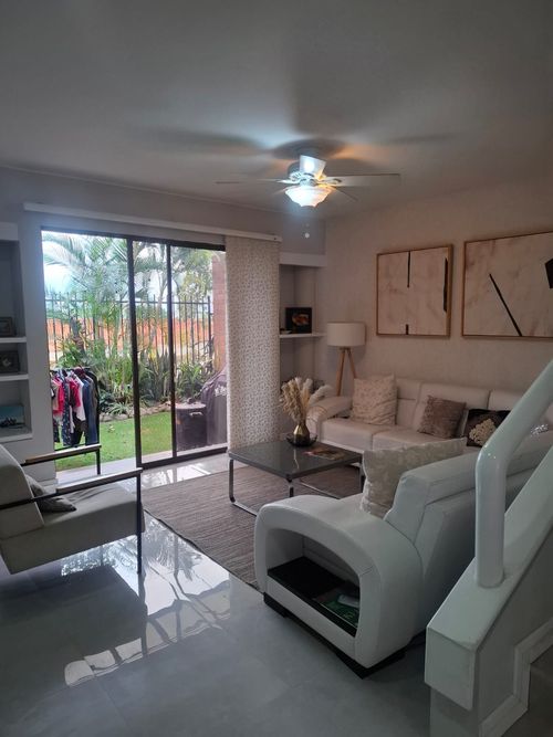 Casa de 2 alcobas en venta en Ciudad Jardin, Cali, 380 m² · foto 12 de 24