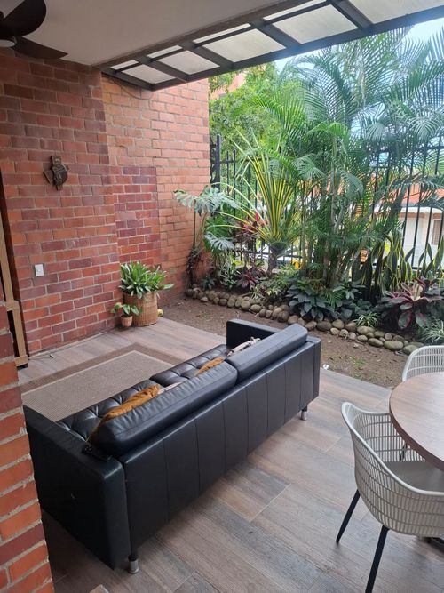 Casa de 2 alcobas en venta en Ciudad Jardin, Cali, 380 m² · foto 17 de 24