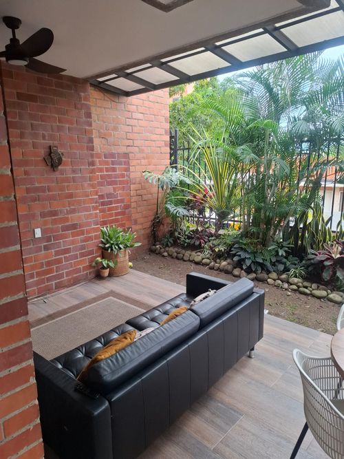 Casa de 2 alcobas en venta en Ciudad Jardin, Cali, 380 m² · foto 20 de 24