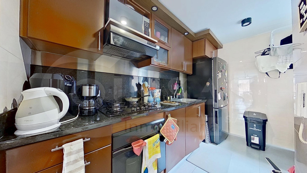 Apartamento en venta en Santa Barbara Central, Bogotá · foto 5 de 14