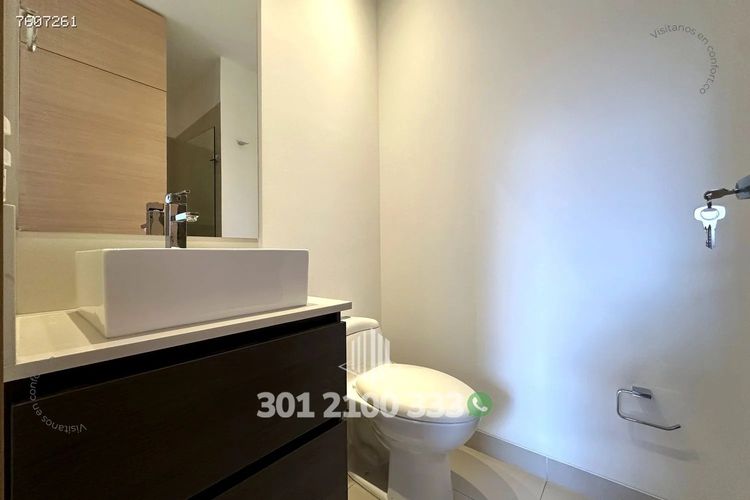 Apartamento de 3 alcobas en arriendo en Los Parra, Medellín, 170 m² · foto 13 de 24