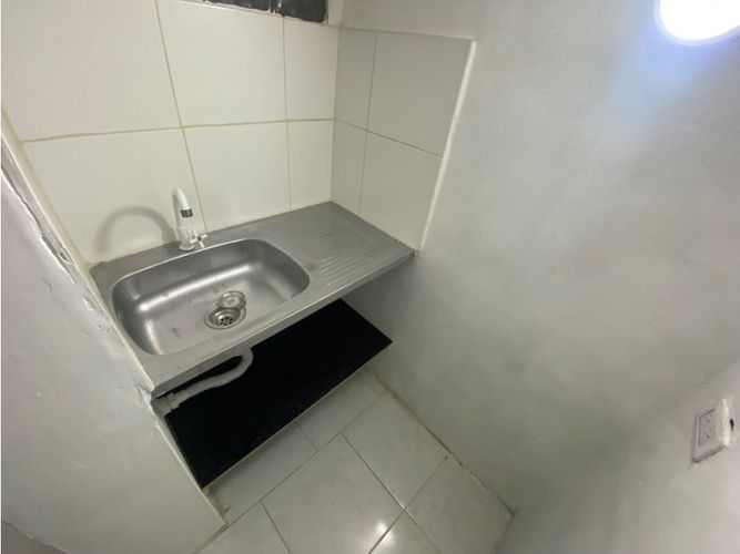 Local en arriendo en Bombona No.1, Medellín, 35 m² · foto 3 de 4