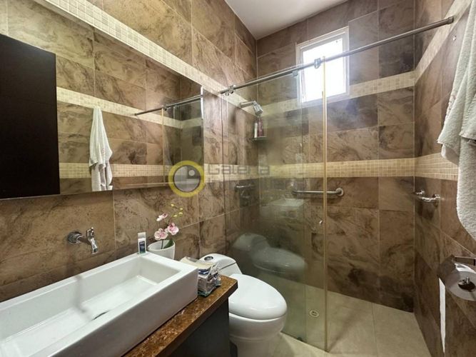 Casa de 4 alcobas en venta en Menzuly, Floridablanca, 524 m² · foto 9 de 24