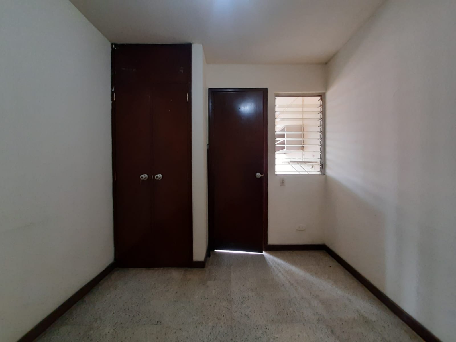 Apartamento en venta en Villa Nueva, Medellín · foto 8 de 24