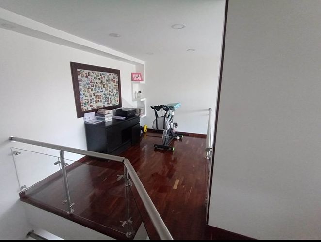 Apartamento de 3 alcobas en venta en La Felicidad, Bogotá, 147 m² · foto 8 de 10