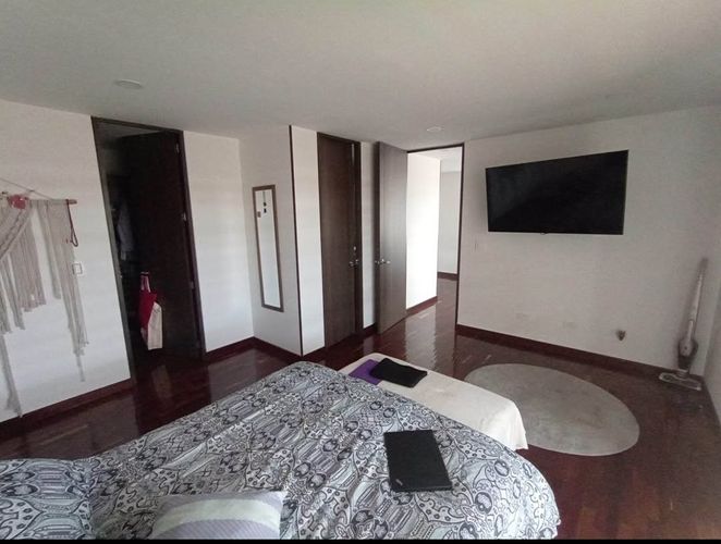 Apartamento de 3 alcobas en venta en La Felicidad, Bogotá, 147 m² · foto 9 de 10