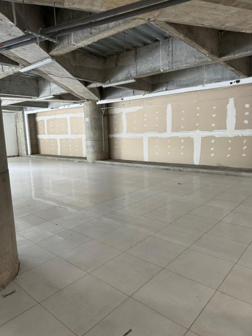 Local en arriendo en El Limonar, Cali, 250 m² · foto 6 de 9