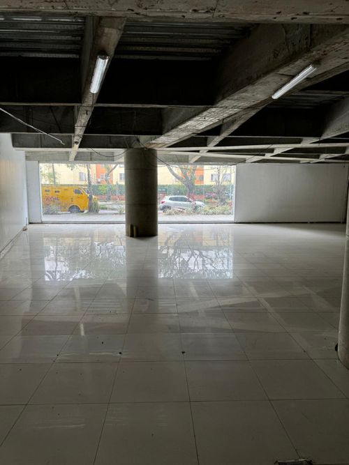 Local en arriendo en El Limonar, Cali, 250 m² · foto 7 de 9