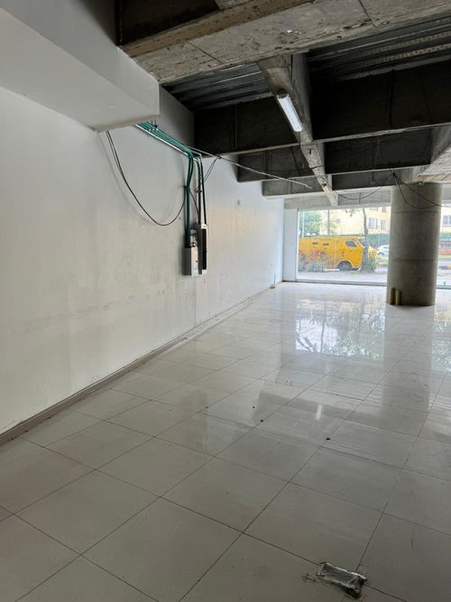 Local en arriendo en El Limonar, Cali, 250 m² · foto 8 de 9