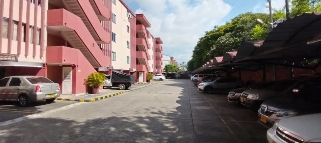 Apartamento de 3 alcobas en venta en Buenos Aires, Cali, 68 m² · foto 3 de 14