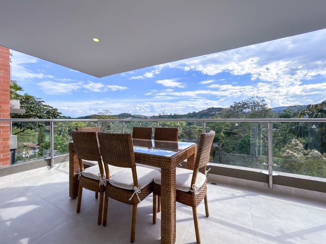 Apartamento de 3 alcobas en venta en Alfaguara, Jamundí, 119 m² · foto 2 de 24