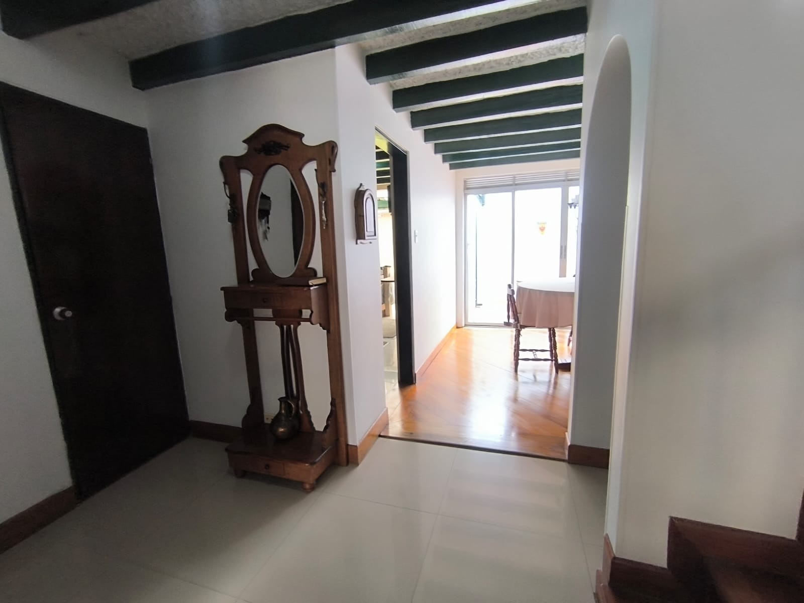 Casa en venta en Cedritos, Bogotá · foto 2 de 23