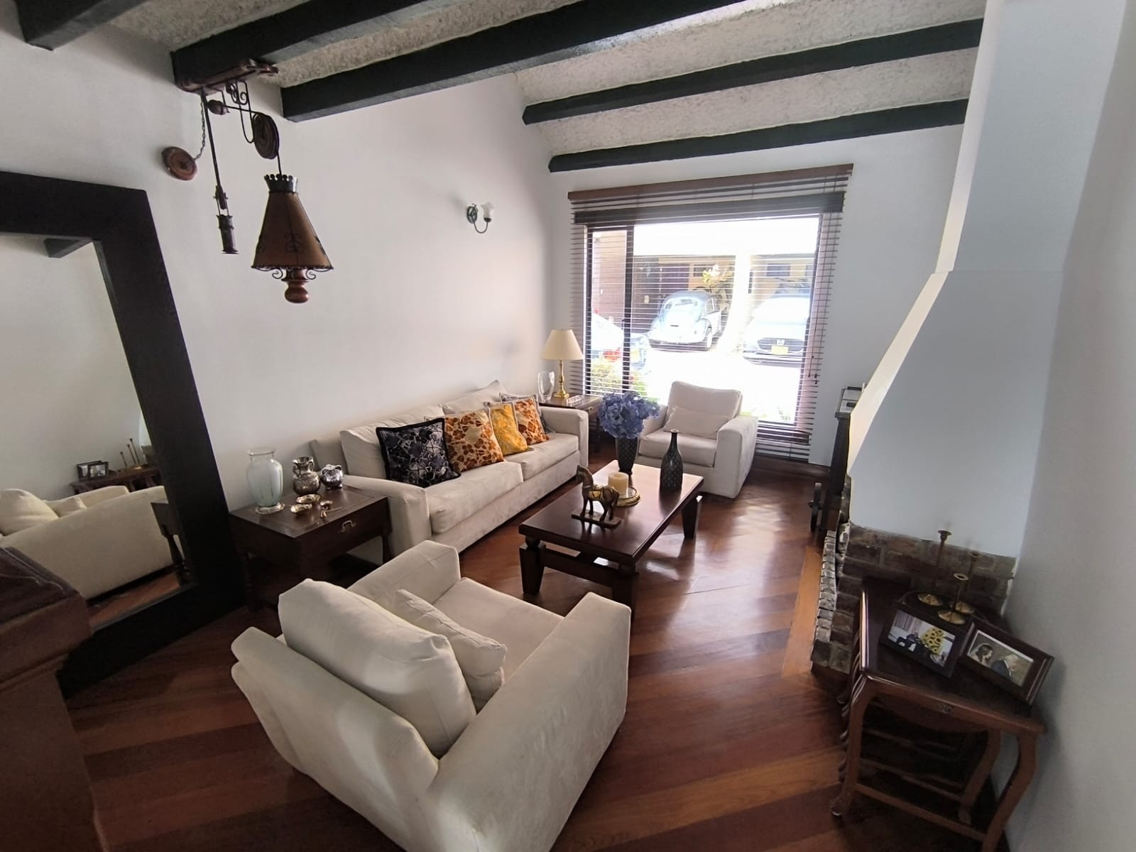Casa en venta en Cedritos, Bogotá · foto 3 de 23