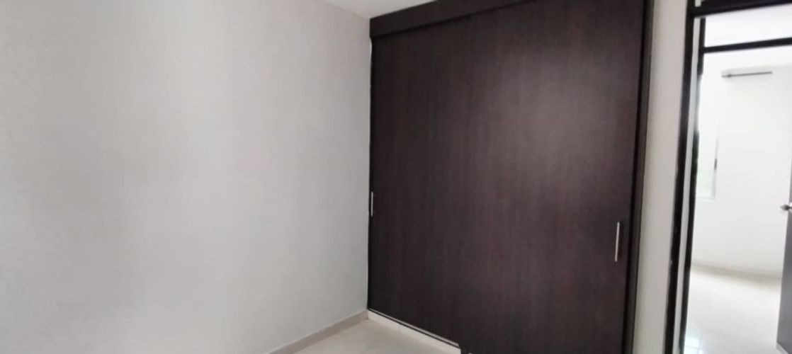 Apartamento de 3 alcobas en venta en Urbanizacion La Base (Planta Y Talleres), Cali, 55 m² · foto 7 de 12
