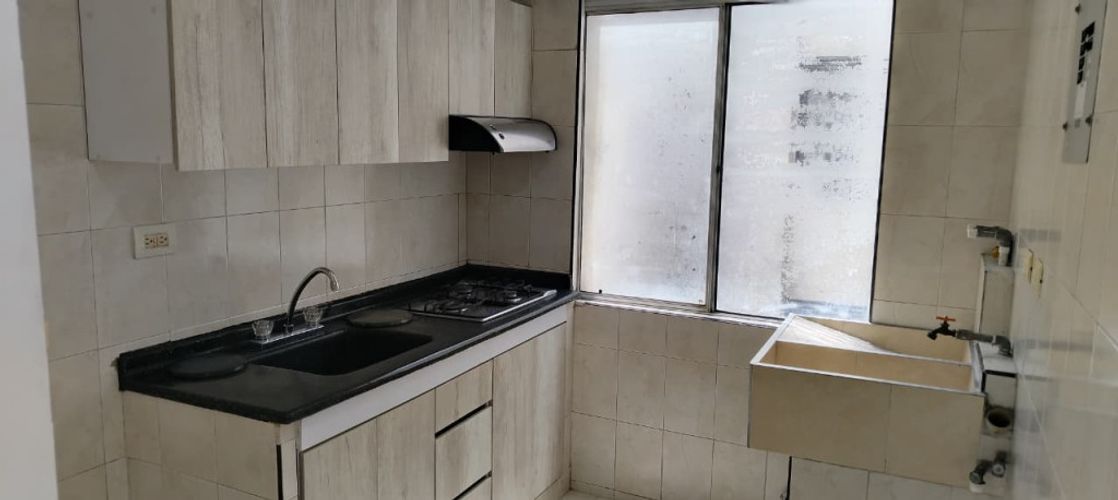 Apartamento de 3 alcobas en venta en Urbanizacion La Base (Planta Y Talleres), Cali, 55 m² · foto 10 de 12