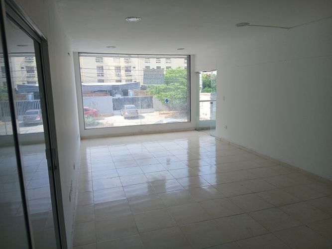 Local en arriendo en Granadillo, Barranquilla, 35 m² · foto 2 de 5
