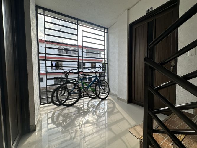 Edificio en venta en Portal De Jamundi, Jamundí, 200 m² · foto 7 de 21