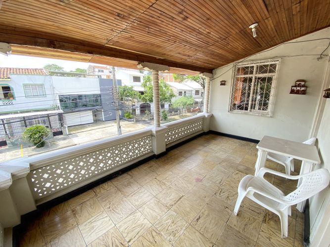 Casa de 6 alcobas en venta en El Cedro, Cali, 242 m² · foto 14 de 24