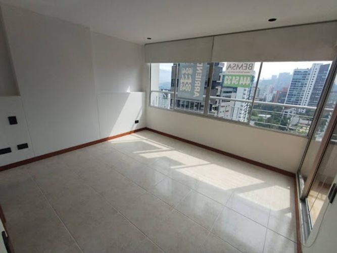 Apartamento de 3 alcobas en arriendo en Loma De Los Gonzalez, Medellín, 110 m² · foto 15 de 19