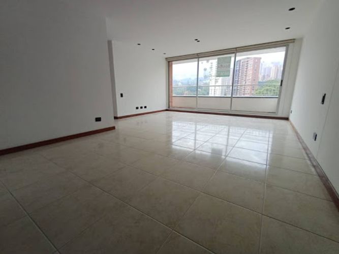 Apartamento de 3 alcobas en arriendo en Loma De Los Gonzalez, Medellín, 110 m² · foto 18 de 19