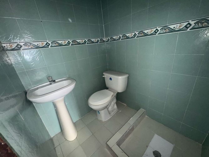 Edificio en venta en Benjamin Herrera, Cali, 250 m² · foto 3 de 16