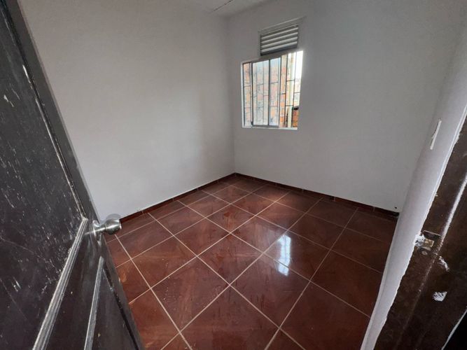 Edificio en venta en Benjamin Herrera, Cali, 250 m² · foto 6 de 16