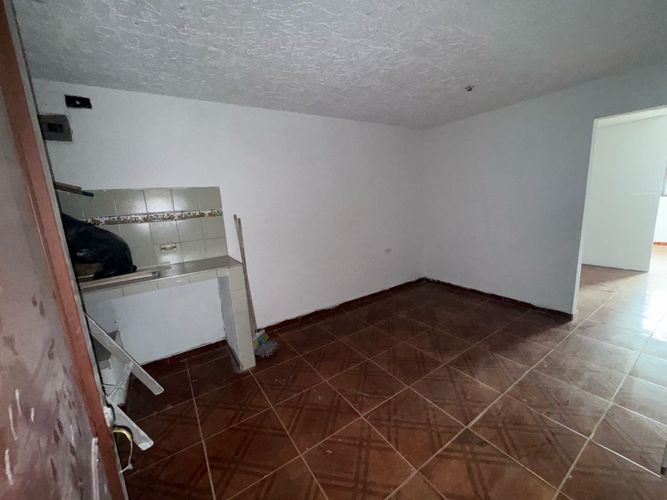 Edificio en venta en Benjamin Herrera, Cali, 250 m² · foto 12 de 16