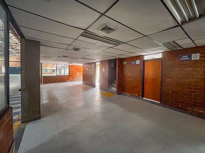 Bodega en arriendo en Juanchito, Candelaria, 1089 m² · foto 12 de 17