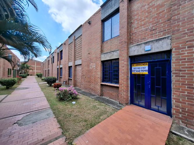 Bodega en arriendo en Juanchito, Candelaria, 1089 m² · foto 16 de 17