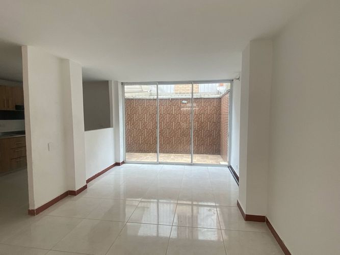 Casa de 4 alcobas en venta en Rincón De Zaragoza, Jamundí, 216 m² · foto 4 de 19