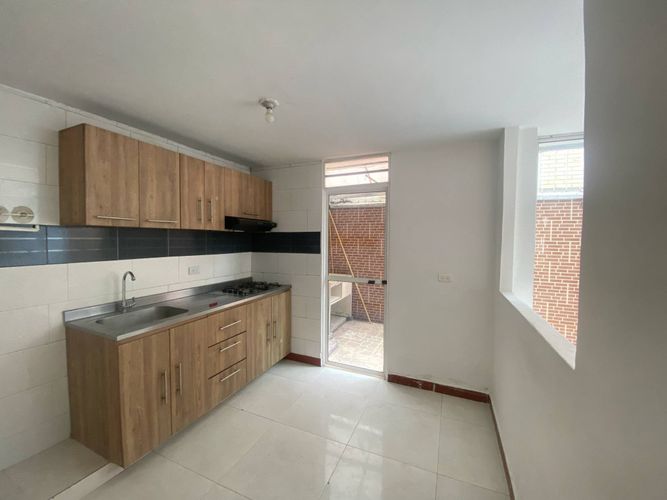 Casa de 4 alcobas en venta en Rincón De Zaragoza, Jamundí, 216 m² · foto 5 de 19