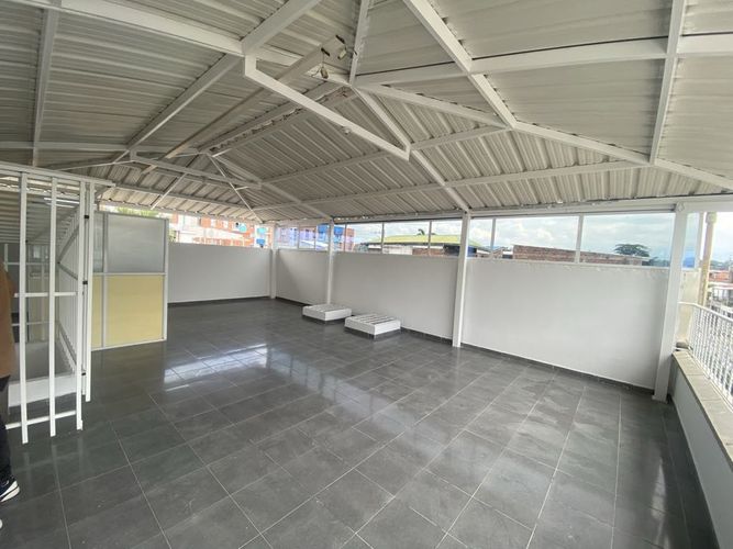 Casa de 4 alcobas en venta en Rincón De Zaragoza, Jamundí, 216 m² · foto 18 de 19