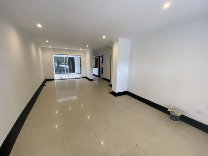 Edificio en venta en Cuarto De Legua - Guadalupe, Cali, 513 m² · foto 2 de 24