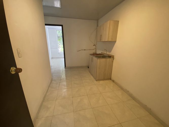 Edificio en venta en Cuarto De Legua - Guadalupe, Cali, 513 m² · foto 15 de 24