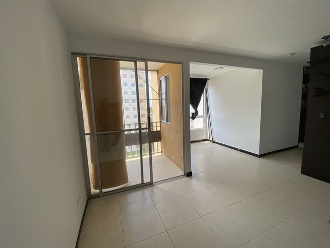 Apartamento de 3 alcobas en venta en Ub. Quintas De Bolivar, Jamundí, 54 m² · foto 3 de 17