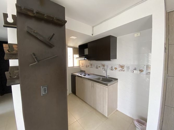 Apartamento de 3 alcobas en venta en Ub. Quintas De Bolivar, Jamundí, 54 m² · foto 4 de 17