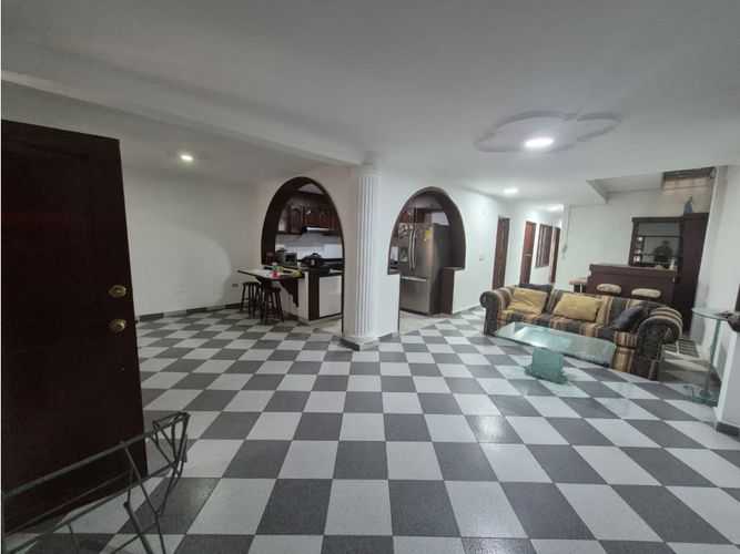 Apartaestudio en venta en Melendez, Cali, 350 m² · foto 2 de 12