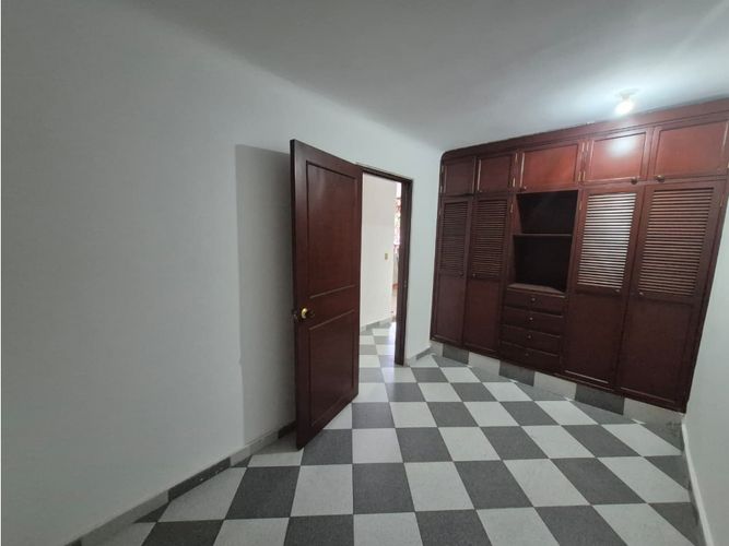 Apartaestudio en venta en Melendez, Cali, 350 m² · foto 5 de 12