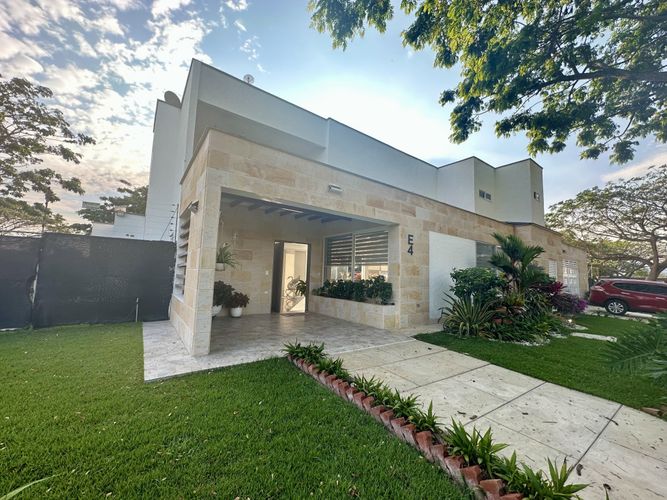 Casa de 4 alcobas en venta en Matapalo, Palmira, 700 m² · foto 2 de 23