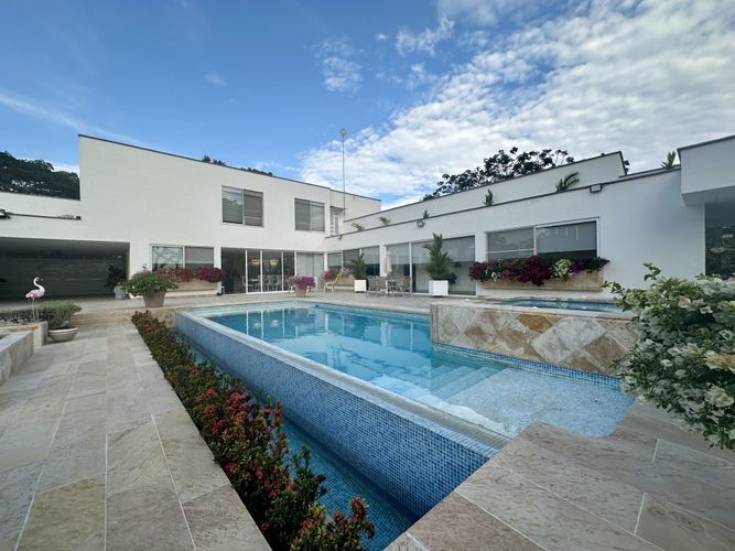 Casa de 4 alcobas en venta en Matapalo, Palmira, 700 m² · foto 3 de 23