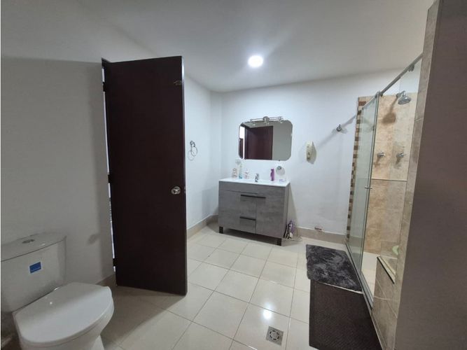 Apartaestudio en venta en Melendez, Cali, 350 m² · foto 9 de 12