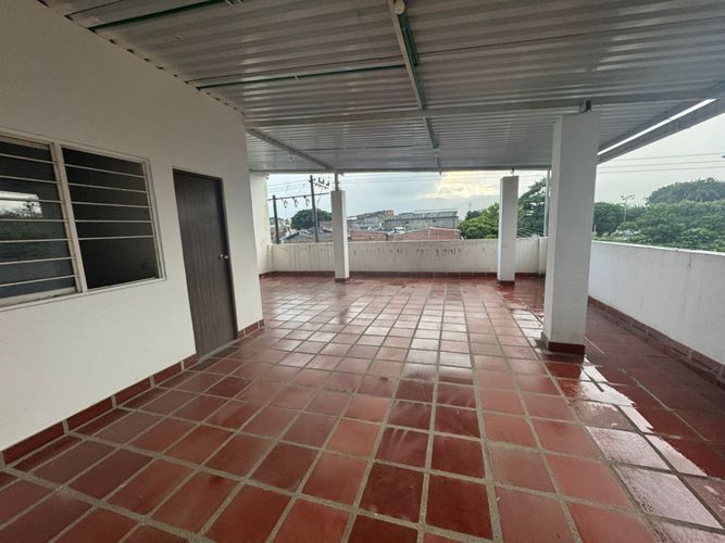 Casa de 11 alcobas en venta en San Carlos, Cali, 396 m² · foto 23 de 24