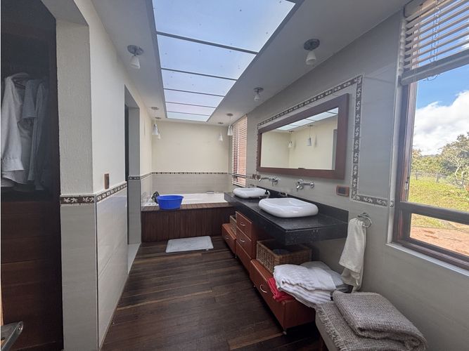 Casa de 4 alcobas en venta en El Salitre, La Calera, 400 m² · foto 19 de 24