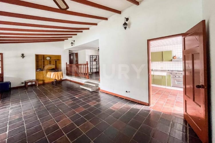 Casa de 6 alcobas en venta en Libertadores, Jamundí, 683 m² · foto 7 de 22