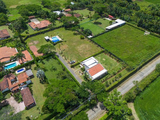 Casa de 3 alcobas en venta en Paso De La Bolsa, Jamundí, 386 m² · foto 5 de 24