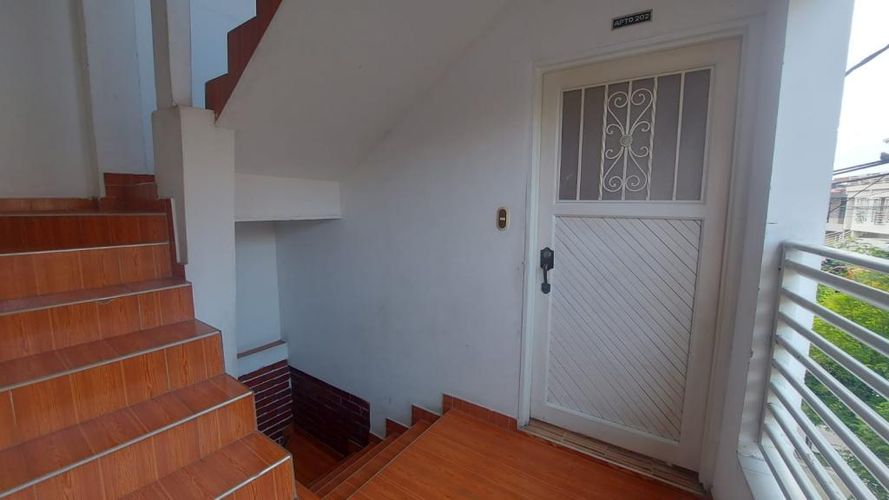 Edificio en venta en Chapinero, Cali, 190 m² · foto 2 de 6