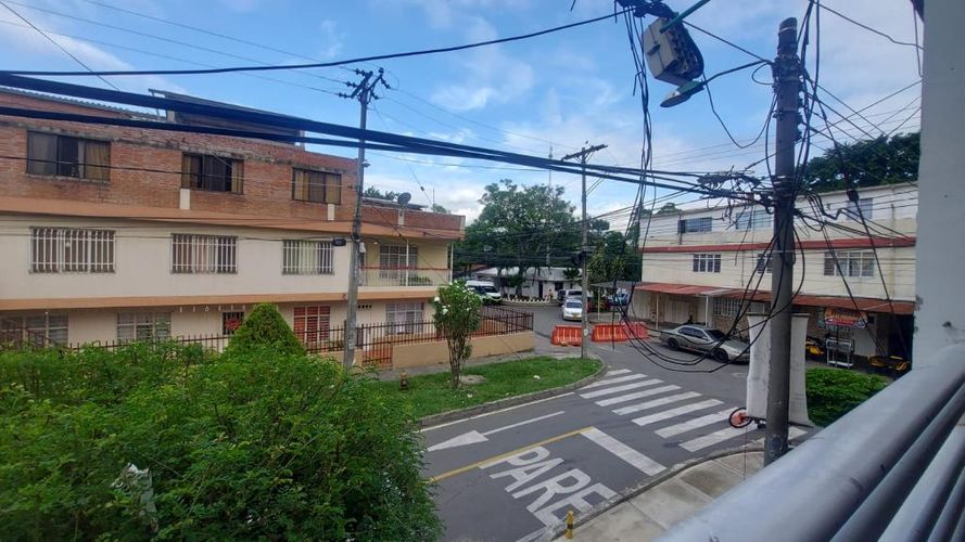 Edificio en venta en Chapinero, Cali, 190 m² · foto 6 de 6