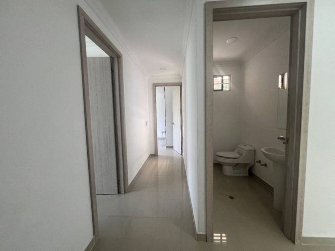 Casa de 4 alcobas en venta en Alfaguara, Jamundí, 218 m² · foto 14 de 24
