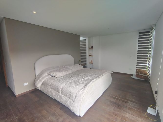 Apartamento de 2 alcobas en arriendo en Los Salados, El Retiro, 112 m² · foto 2 de 17